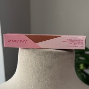 Mary Kay Matte‎ Nude Matte liquid lipstick Boxed Lip